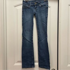 American Eagle Outfitters Classic Blue Jeans